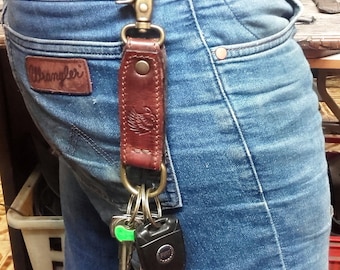 Leather key chain 4 mm. Model 205 LUNGO/B With Carabiner and rings for keys Made in Italy