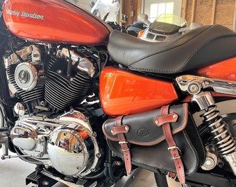 SPORTSTER side bag Motorcycle Custom Harley Iron Forty Eight Roadster Nightster 883 1200, "Mod. Choppers 009E " 3.5 mm. SX and DX Made in Italy