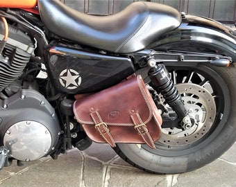 SPORTSTER side bag Custom Motorcycle Harley Iron Forty Eight Roadster Nightster 883 1200, "Mod. Choppers 018" 3/3.5 mm. Left and Right Made in Italy