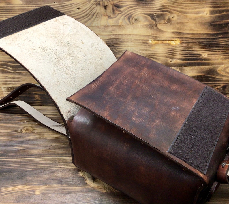 Enduro Motorcycle Tool Bag Café Racer and Scrambler Saddle Etsy