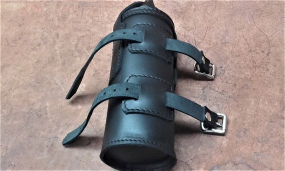 Accessorio Campeggio Portaborraccia Tattico Militare BUENTYA - Regolabile Per Bottiglie Da 0.5L A 2.5L Trekking Campeggio