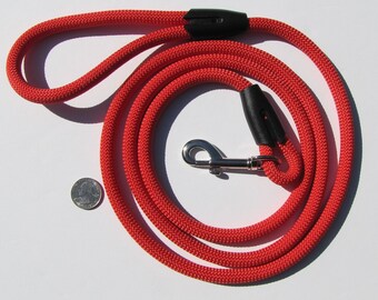 Hand made dog leash, made from repurposed climbing rope. A very nice shade of coral. Great dog lover gift!