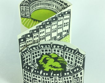 Handprinted Bath Concertina Card