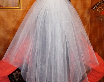 Bachelorette party veil white middle length, 2-tier. Hen party veil, bride veil, wedding veil, bachelorette party idea