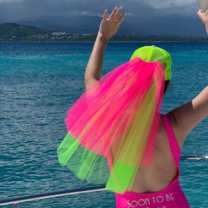 Bachelorette party Veil Bright 2-tier neon green and hot pink veil, middle length. Bachelorette veil, wedding veil, hen party veil idea
