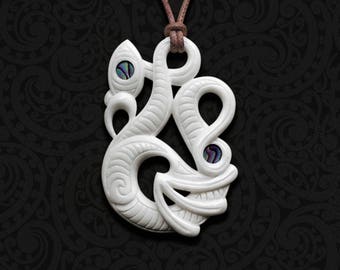Maori Art Bone Carving, Manaia Guardian Necklace, Leadership Symbol, Protection Amulet