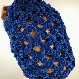 LAST ONE - French NAVY Plush Velvet Lover&#39;s Knot Hair Snood with Drawstring - 1940&#39;s