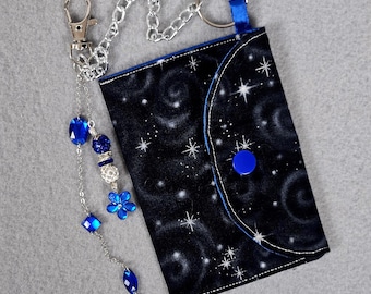 Mini Monedero/Cartera con Cadena - Cielo de Medianoche: Azul Eléctrico, Negro, Plateado