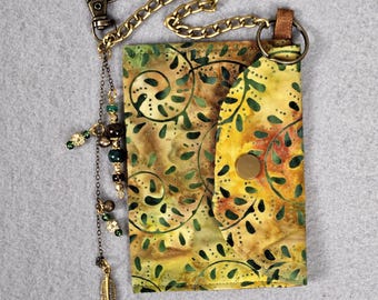 Mini monedero/billetera con cadena - Colores del bosque otoñal: verde, amarillo, dorado y marrón