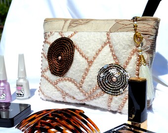 Borsa per il trucco con paillettes e perline fatta a mano: pochette da viaggio beige