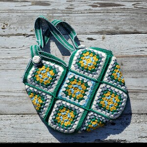 Cute green white yellow granny square crochet shoulder tote handbag for women in Boho style image 2
