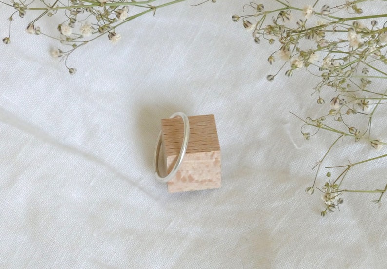 handmade ring round silver wire Sterling Silver minimal silverring triggerfinger ring minimal jewelry Simple silverring Stacking Ring