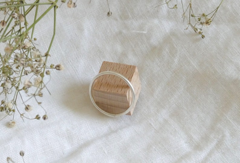 handmade ring round silver wire Sterling Silver minimal silverring triggerfinger ring minimal jewelry Simple silverring Stacking Ring