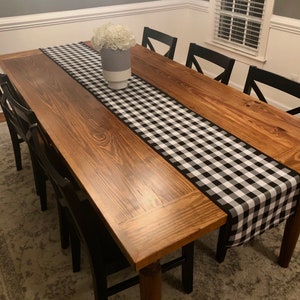 Buffalo Check Table Runner with black finished edging, Black and White Check, Farmhouse Table Runner, Buffalo Plaid