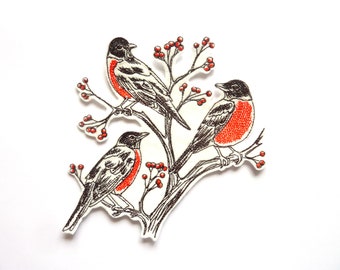 Oiseaux perchés, écusson patch broderie thermocollante