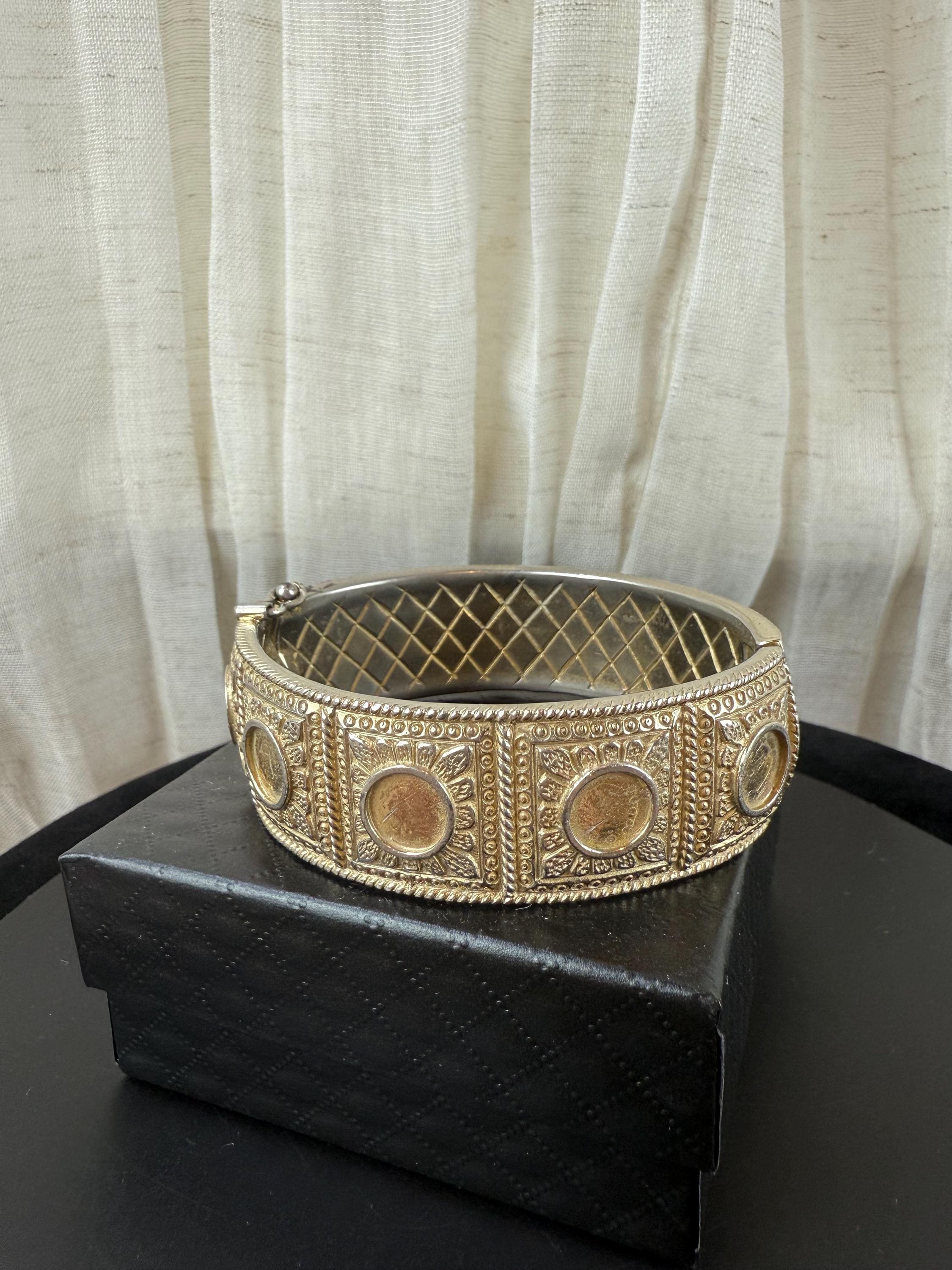 Castlecliff Bracelet - Etsy
