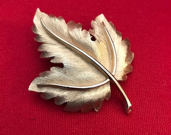 Vintage Crown Trifari Brushed Gold Tone Maple Leaf Pin/Brooch 1960's