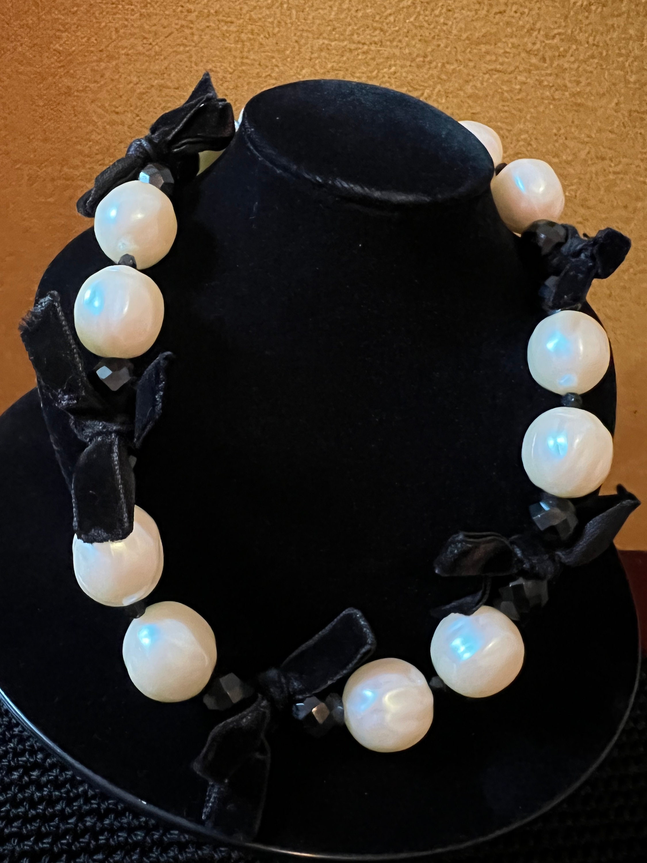 Large Faux Pearl Necklace w/ Black Ribbon Bow & 3 Additional Ribbons Colors