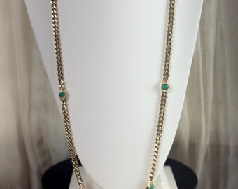 Collar largo vintage Panetta con cabujones verdes y diamantes de imitación de 89 cm