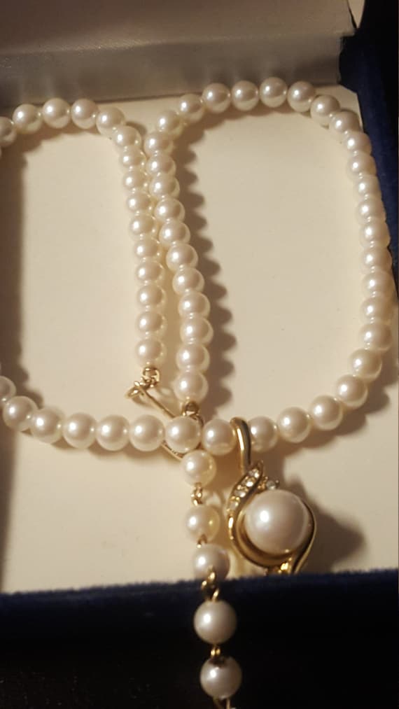 Marvella Gold Tone,Faux Pearls  Necklace With Pear