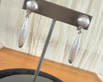 Vintage Monet Silver Textured Drop Earrings – 1 7/8” Sleek & Modern Clip-On