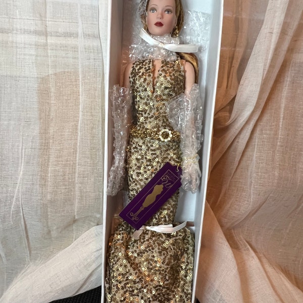 Tonner Tyler Wentworth Precious Metal Fashion 16” Doll Sydney Gold Sequin Gown Drees -Limited Edition Dolls