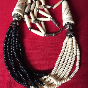 Vintage Black And Off White Bone Torsade Ethnic Necklace-Tribal Boho Hand Made Jewelry Bone Necklace 1970&#39;s