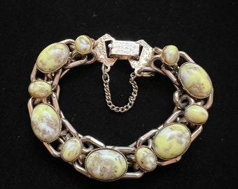 Vintage Oval Cabochon Green Stone Link Chunky Bracelet