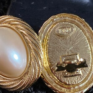 Vintage Trifari Faux Pearl And Gold Tone Clío On Earring image 4