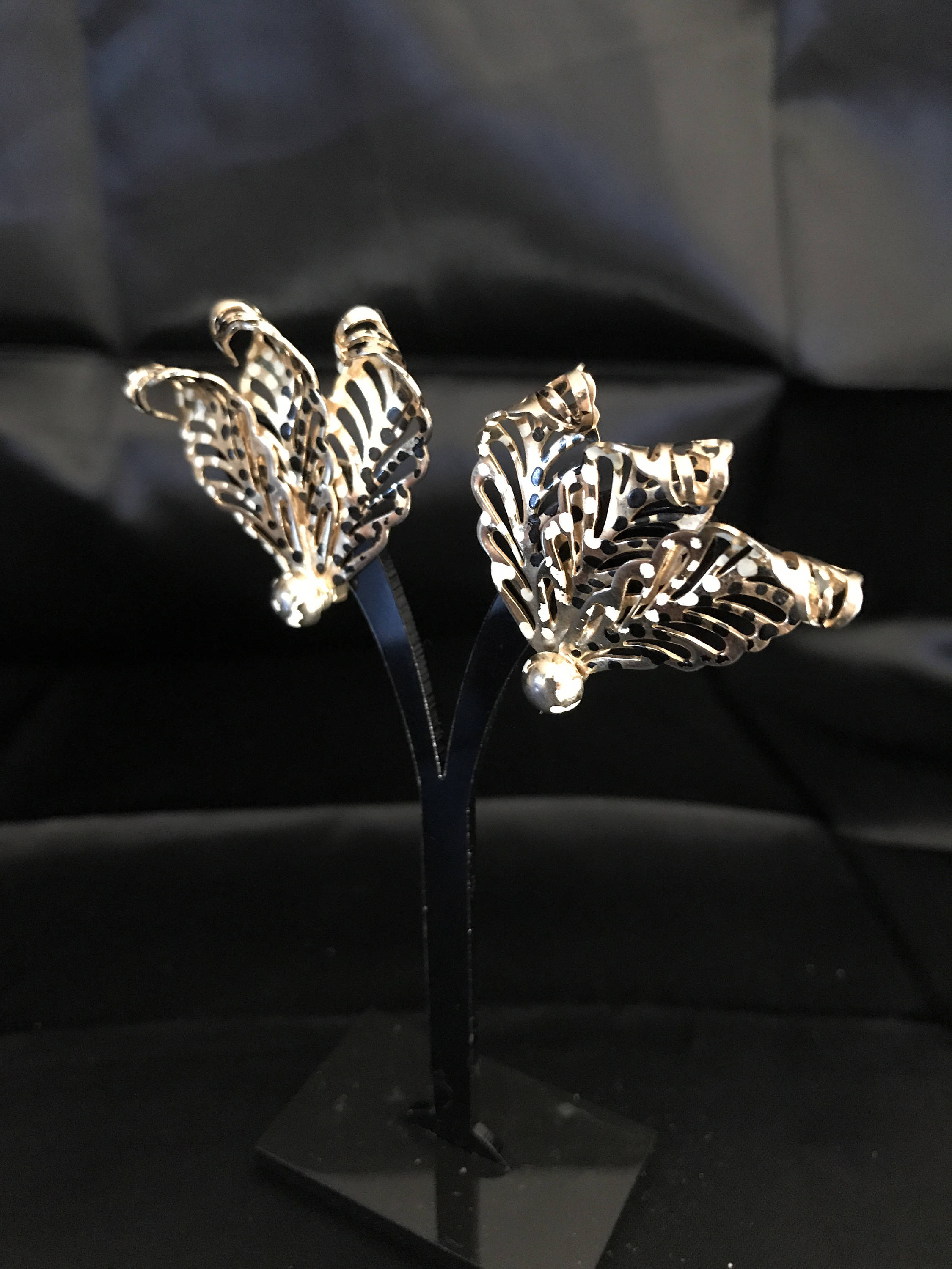 Boucles D’oreilles Clips Vintage Signées MARINO – Ronde Vieil Or, Parfait état !