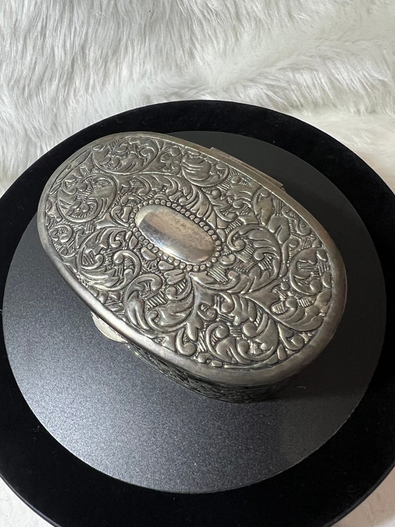 Vintage Oval Jewelry Box Embossed Ornate Silver Pl