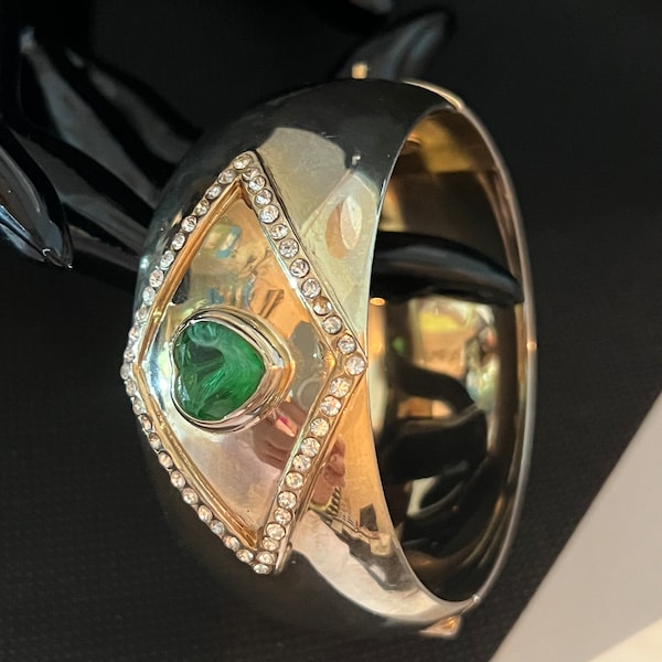 Bijoux Cascio Simulate Emerald Green Art Glass Stone Heart Shape Runway Statement Cuff Bangle Bracelet