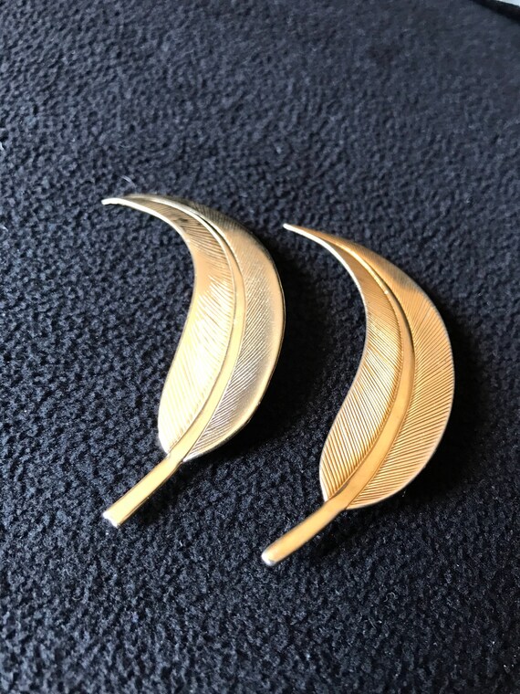 Lot Of Two Gold Tone Willow Leaf Pin /Brooch Gold 