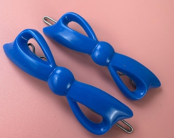 Vintage Goody USA 1960 Plastic Blue Bow Barrettes Clips Pair Set