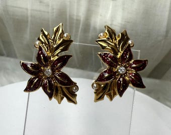 Avon Christmas Poinsettia Pierced Earrings 1995 Book Piece-Holiday Jewelry