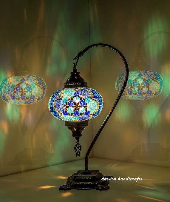 gooseneck bedside lamp