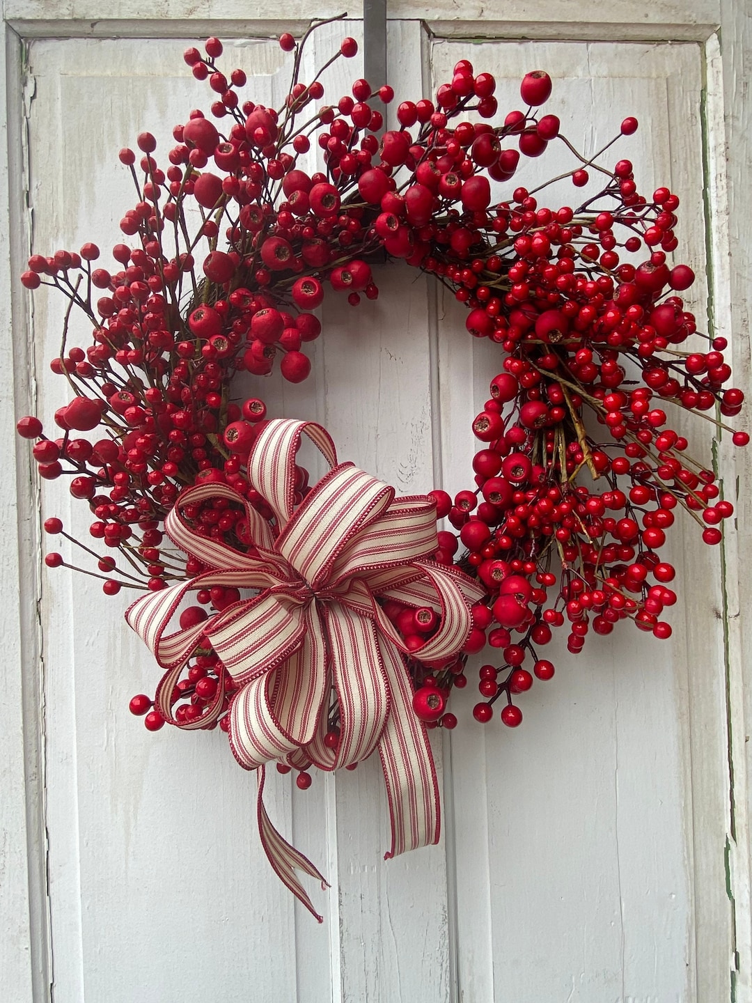21-22 Diameter Round Red Berry Wreath for Fall, Christmas, and