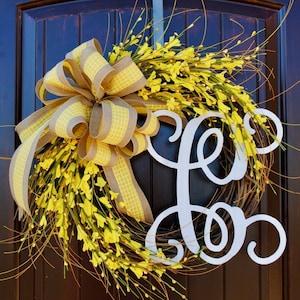 Corona de flores amarillas ~ Corona de primavera ~ Corona de letras con monograma ~ Decoración de granja ~ Corona amarilla ~ Decoración de puerta de entrada ~ Corona de flores amarillas