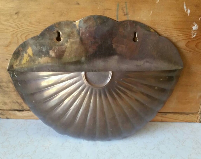 Brass Wall Pocket/ Brass Shell Wall Pocket/ Brass Wall Pocket Planter