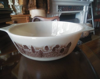 Vintage Pyrex Brown Pine Forest Open Casserole approx 8x3 inches 2 handled ovenware collectible kitchenalia made in England VGC