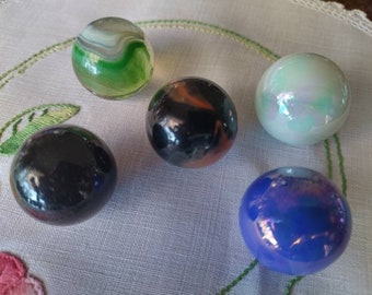 5 XL Vintage Glass Shooter Marbles  assorted mid century approx 7/8-1 inch dia period classics Tom bowler boulder good condition