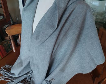Vintage Fringe Scarf Wrap Pashmina Italian Acne Studios designer pure wool top quality gorgeous elegant