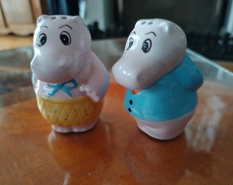 Cute Mr and Mrs Hippo Salt & Pepper Shakers great expression original stickers and stoppers collectible kitsch kitchenalia GC