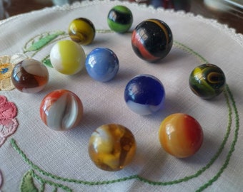 11 Vintage Glass Marbles incl 1 shooter mid century brilliant period assorted designs & colours sizes GC