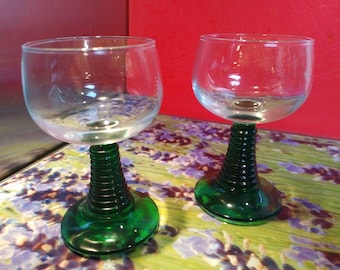 2 Retro French Luminarc Wine Glasses: Deep Green Ripple Stem, gold rim