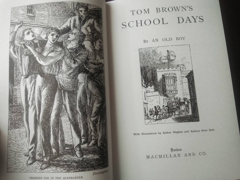 Libro antiguo - Los días escolares de Tom Brown por un antiguo alumno (1857, historia de Rugby) de Thomas Hughes (1979 Classic MacMillan & Co.) imagen 2