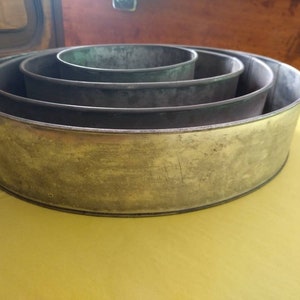 4 Vintage Cake Baking Pans nesting ovals approx 14 1/2, 12 1/2, 10 1/2, 7 inches loved & used quality Cessco Australia GC but need cleaning Bild 2
