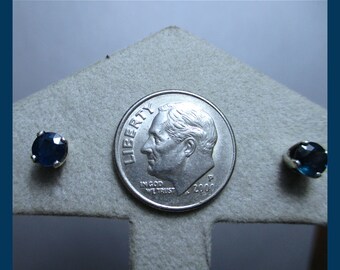 NAVY BLUE SAPPHIRE Studs – 4.8 Millimeter Facetted Round Gemstones – Sterling Silver – Made In Maine