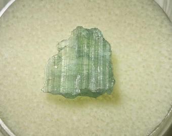 MAINE BLUE-GREEN Tourmaline Crystal – 12.7 x 12.3 mm - Natural Earth Mined Mount Mica Material - The Oldest Tourmaline Mine in North America