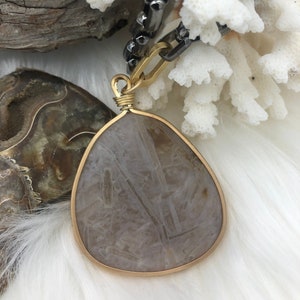 Agate Pendant with Brass Matte Gold Bezel Natural Stone will come in a variety of sizes and colors.